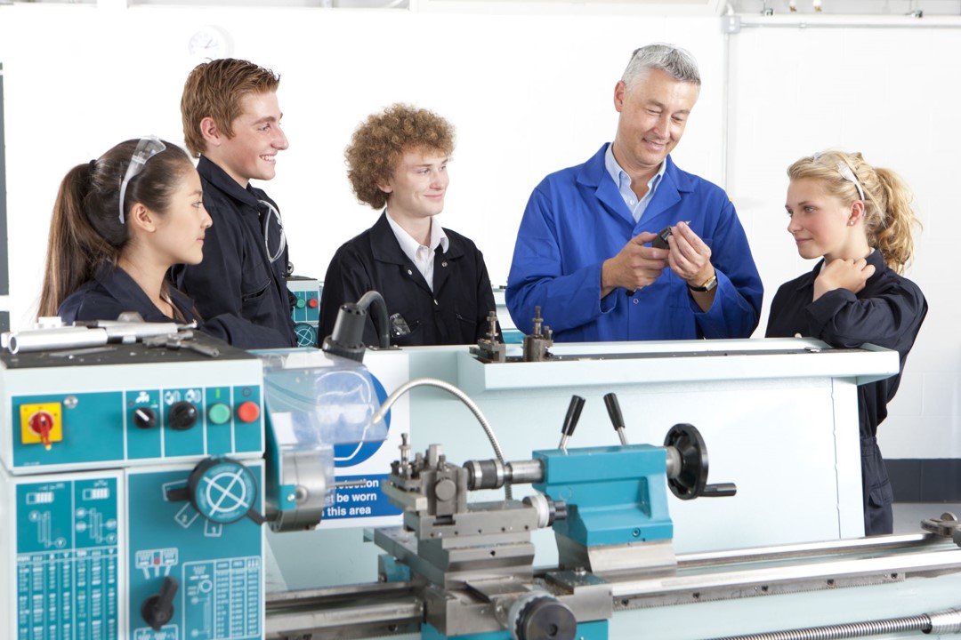 Ajankohtaista 13 nuoret työssä